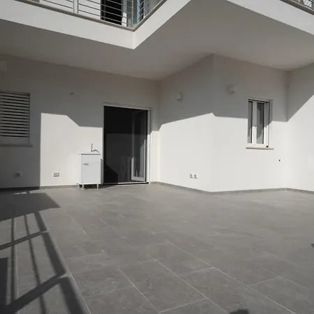 Palazzo Ennio Guest house *